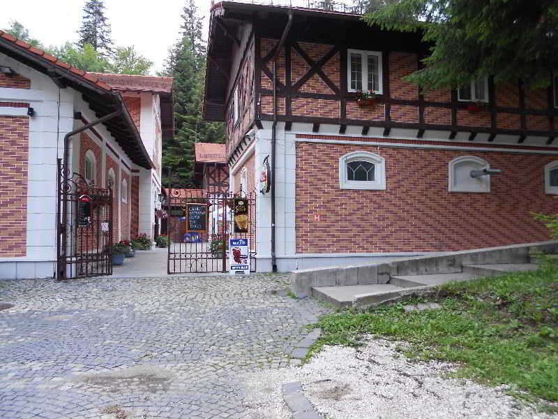 Hotel Bastion Sinaia Exteriér fotografie