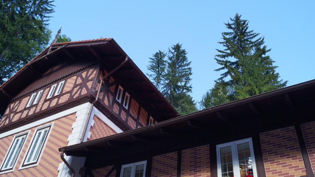 Hotel Bastion Sinaia Exteriér fotografie